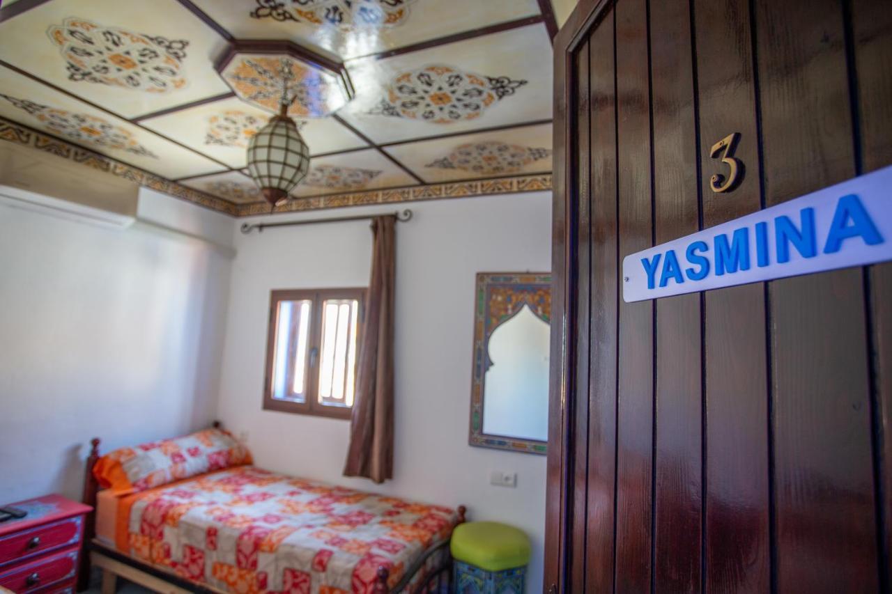 Casa El Mrabet Apartment Чефчауен Екстериор снимка